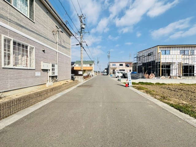 新築戸建　安八郡安八町南今ケ渕第２　全7区画分譲の前面道路含む現地写真|■前面道路　
■ヤマダ不動産　株式会社リライフ　大垣店