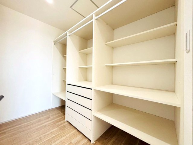 新築戸建　安八郡安八町南今ケ渕第２　全7区画分譲の収納|大容量のウォークインクローゼット付き！