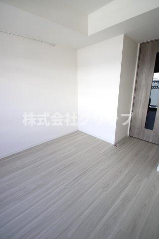リヴシティ横濱石川町の洋室