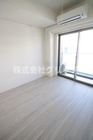 リヴシティ横濱石川町の洋室
