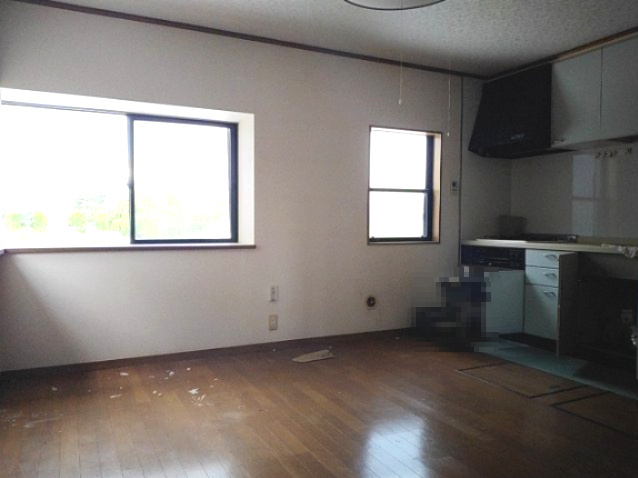 【居間・リビング】 | 東金市小沼田　中古戸建