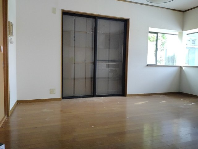 【居間・リビング】 | 東金市小沼田　中古戸建