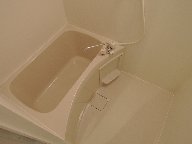 プリマ坂戸参番館の浴室