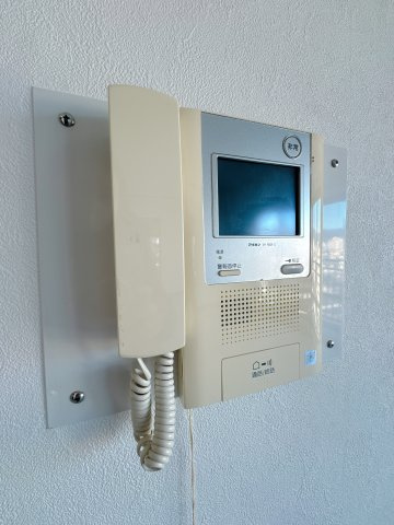 【防犯設備】 | ユーハイム南福岡☆仲介手数料無料☆ | TVモニター付きインターホンだってご覧の通り完備。