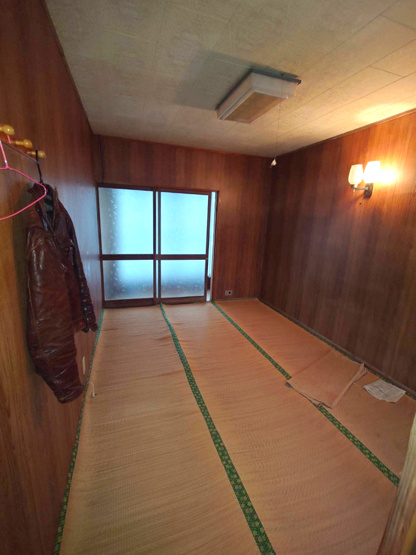 【居間・リビング】 | 大潟区九戸浜中古住宅