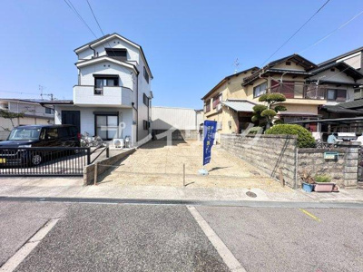 【前面道路含む現地写真】 | 取石小・土地34.3坪・南向き・建築条件なし・更地渡し・高石市取石6丁目 | 前面道路含む現地写真です