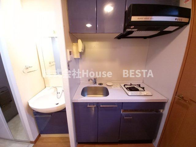 プレサンス神戸みなと元町のキッチン