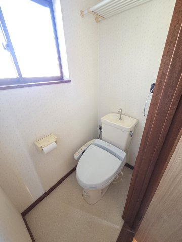 比企郡小川町東小川6丁目 中古戸建のトイレ