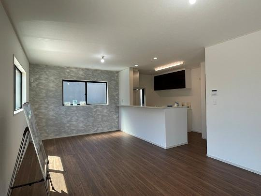 佐野市葛生西1丁目　新築戸建3の居間・リビング