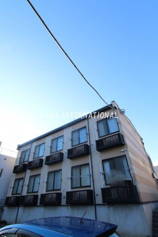 レオパレスさくらアベニューの外観
