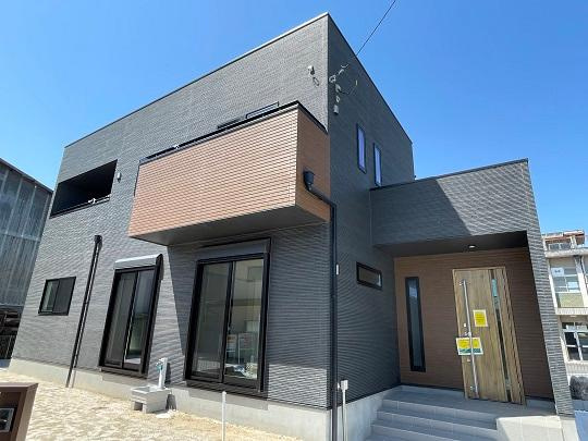 佐野市葛生西1丁目　新築戸建2の外観