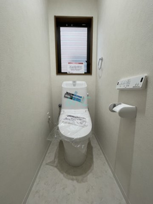 【トイレ】 | 大萱７丁目 | プライベート空間として機能や内装にこだわった、優しい雰囲気のトイレはリラックス空間へ。