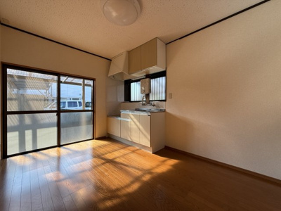 【キッチン】 | 加須市下樋遣川　中古住宅   | 現地(2025年1月撮影)