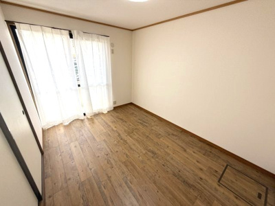 【洋室】 | ハイカムール田中C棟