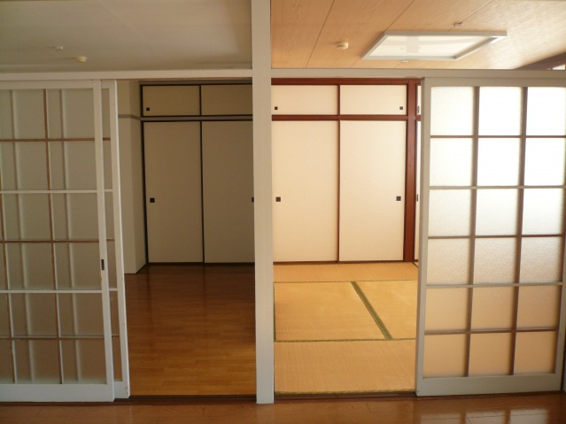 田坂ビルの和室