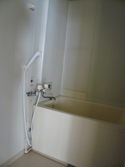 田坂ビルの浴室|ゆったり過ごせるお風呂です