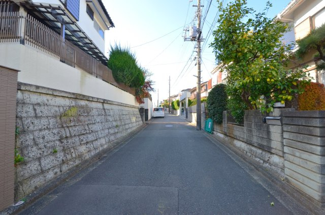 【前面道路含む現地写真】 | 菅生3丁目　売地　3,260万円