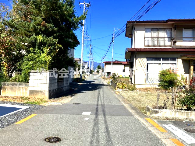 東村山郡中山町大字小塩の周辺|西側道路（解体前）