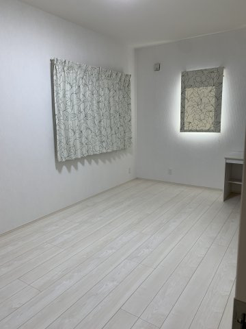 岩出中黒　中古戸建の洋室