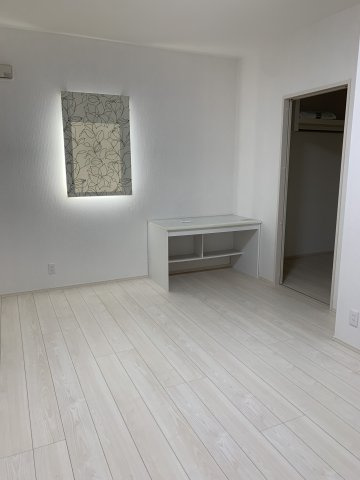 岩出中黒　中古戸建の洋室