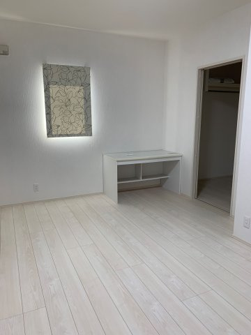 岩出中黒　中古戸建の洋室