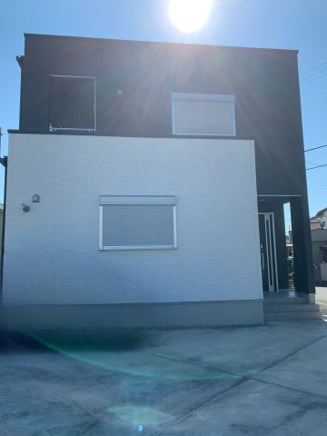 岩出中黒中古物件の外観