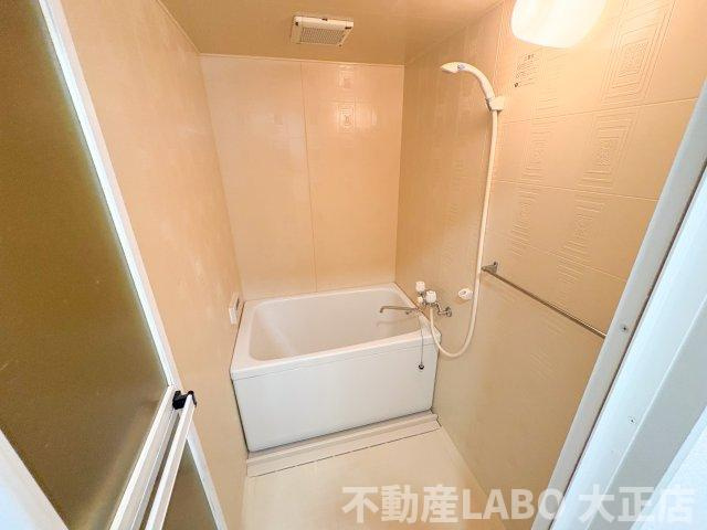 花園住宅の浴室