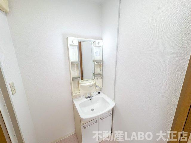 花園住宅の洗面所