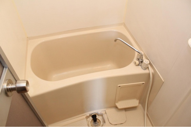 リヴランの浴室|コンパクトで使いやすいお風呂です