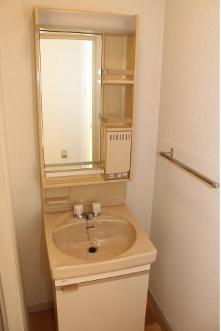 リヴランの洗面所|スペースが確保できる洗面所です