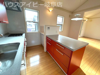 【キッチン】 | 岐阜市鹿島町！三井ホームさん施工の中古住宅築22年！2階にリビングのあるお家！お車スペース3台可能！ | 岐阜市鹿島町！三井ホームさん施工の中古住宅築22年！2階にリビングのあるお家！お車スペース3台可能！