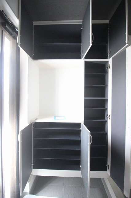 グラファーレ　小山市城東4丁目 2期の収納|玄関まわりはいつでもスッキリ♪