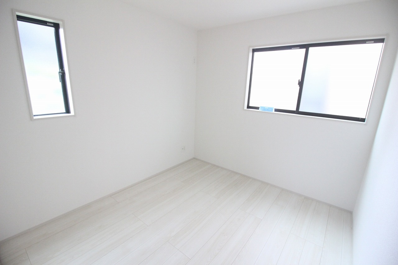 グラファーレ　小山市城東4丁目 2期の子供部屋|2面採光で明るさ◎