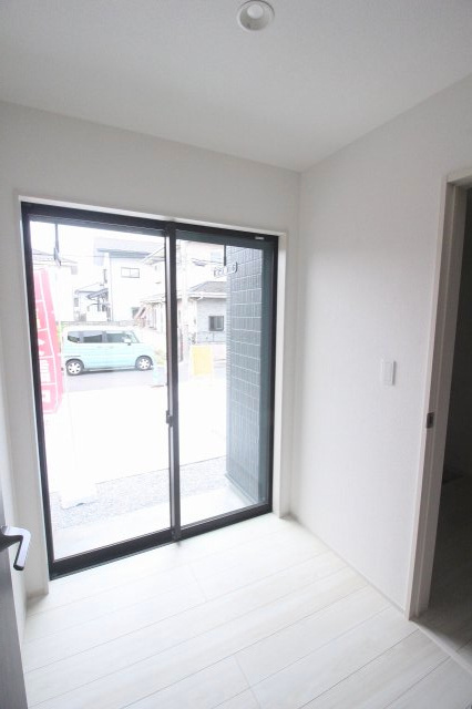 グラファーレ　小山市城東4丁目 2期のその他|屋根付きサンルームは急な雨でも安心♪