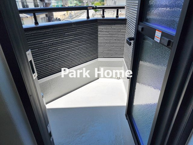 高知市潮新町1丁目　新築戸建てのバルコニー