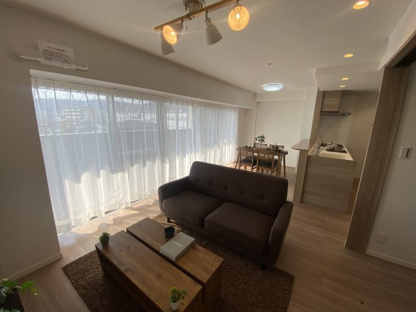 【居間・リビング】BELISTA京都山科 