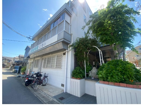 洛東ビルの外観