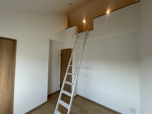 練馬区小竹町1丁目　土地約60坪　庭付省エネ住宅の収納