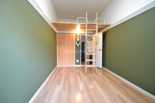 パレス戸坂桜東町の居間・リビング