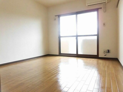 【洋室】 | 高御所ロイヤルマンション