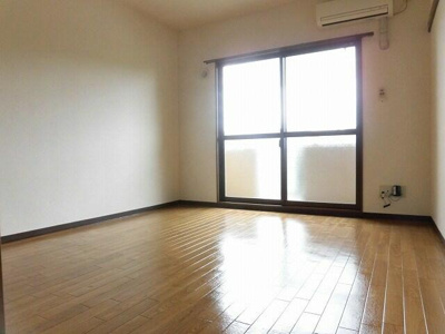 【居間・リビング】 | 高御所ロイヤルマンション