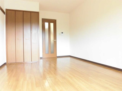 【居間・リビング】 | 高御所ロイヤルマンション