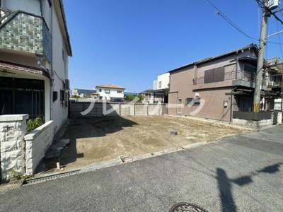 【前面道路含む現地写真】 | 旭小・土地32.5坪・建築条件なし・更地渡し・泉大津市東雲町 | 前面道路含む現地写真です