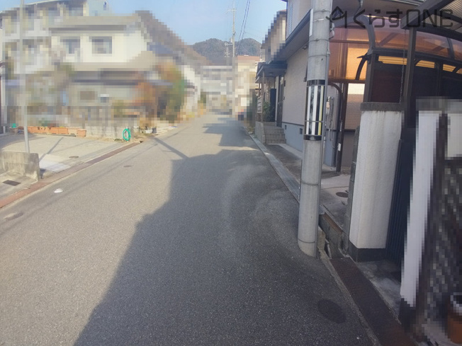 【前面道路含む現地写真】 | 姫路市書写／中古戸建