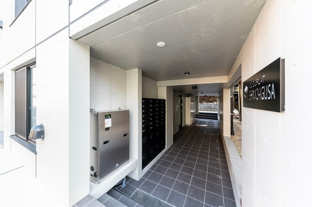 ＣＯＣＯＦＬＡＴ下井草のエントランス|◆築浅◆礼金0ヵ月◆