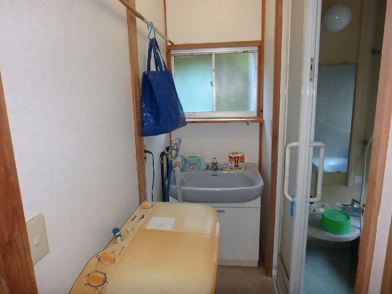 S1626H　六丁目中古住宅の脱衣所