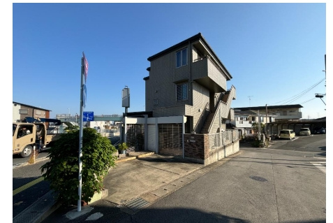 西京区御陵北山下町　店舗戸建ての外観