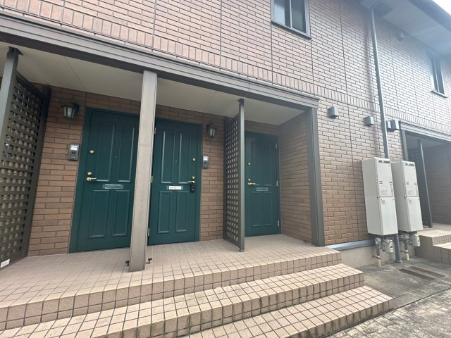 ダリア　Ａ棟のエントランス