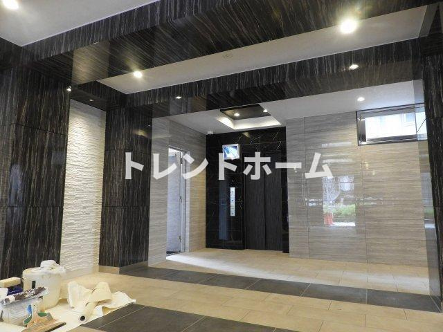 レオンコンフォート天神橋のエントランス|選べる家電プランあり！！