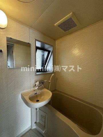 プレステージ堂島の浴室